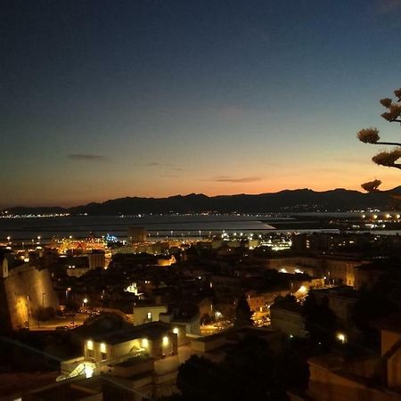 Hotel La Terrazza Κάλιαρι Εξωτερικό φωτογραφία