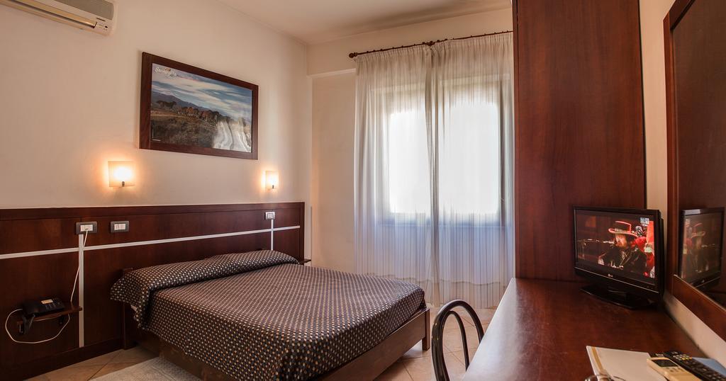 Hotel La Terrazza Κάλιαρι Δωμάτιο φωτογραφία