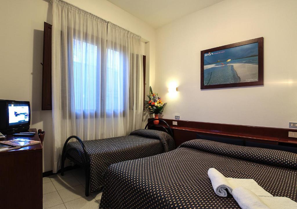 Hotel La Terrazza Κάλιαρι Δωμάτιο φωτογραφία