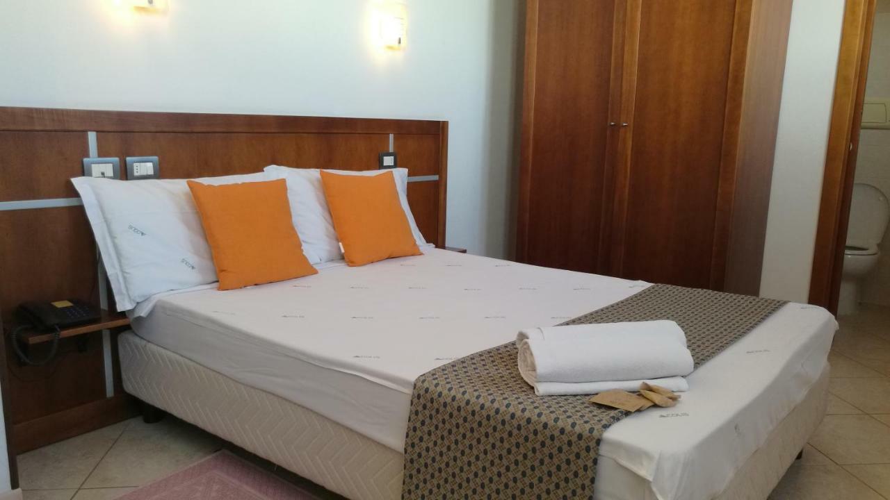 Hotel La Terrazza Κάλιαρι Εξωτερικό φωτογραφία