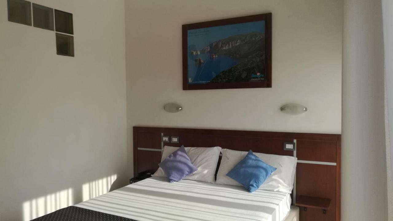 Hotel La Terrazza Κάλιαρι Εξωτερικό φωτογραφία